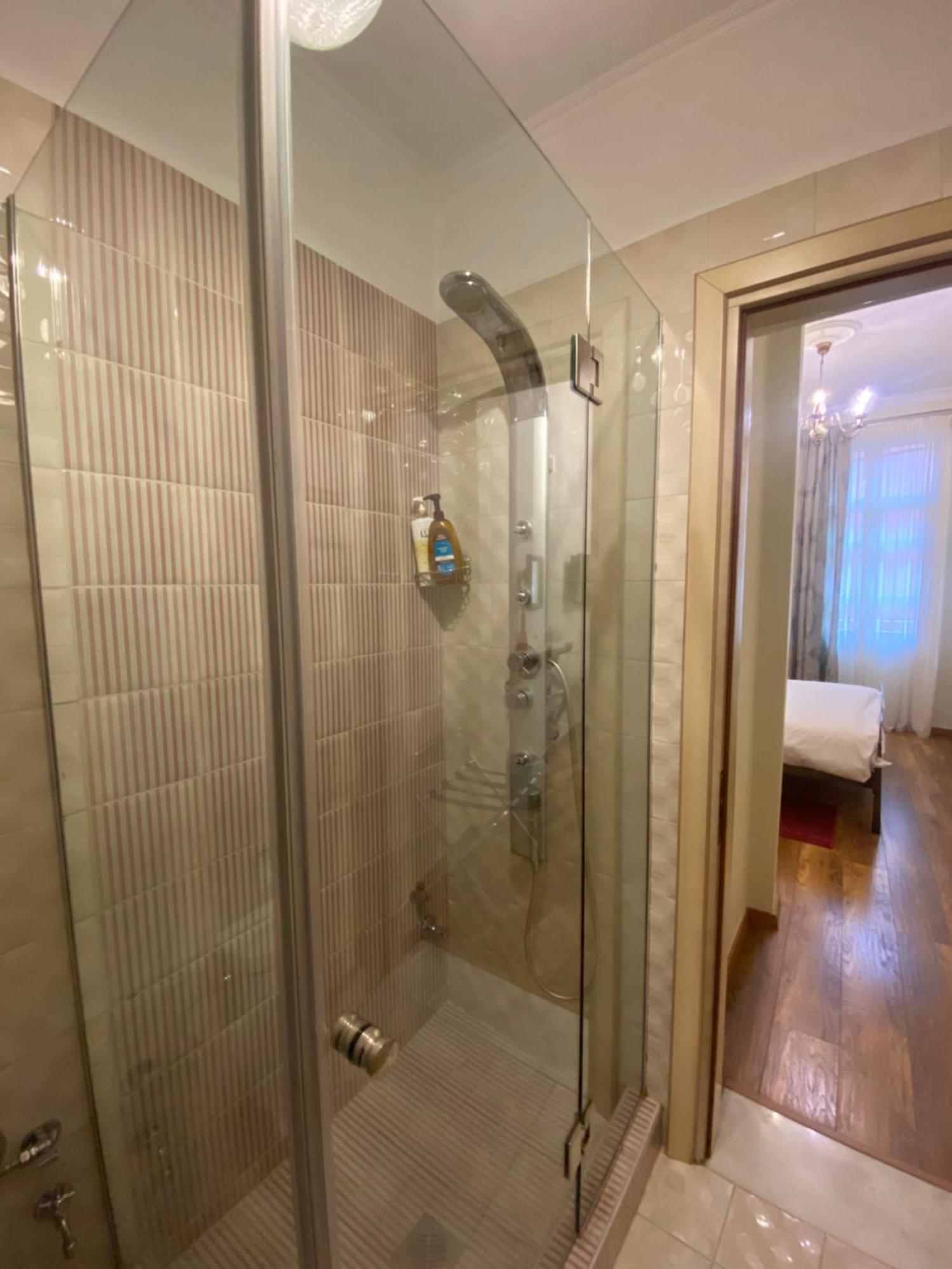 Le Bijou Luxury Rooms & Suites Veria  Bagian luar foto