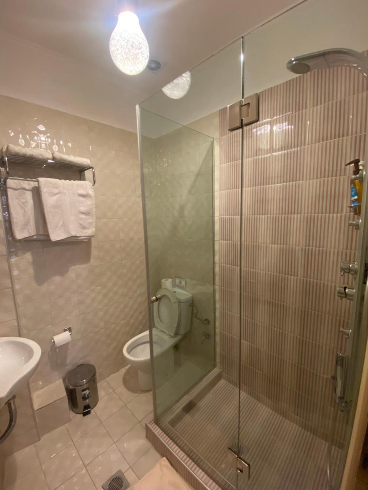 Le Bijou Luxury Rooms & Suites Veria  Bagian luar foto