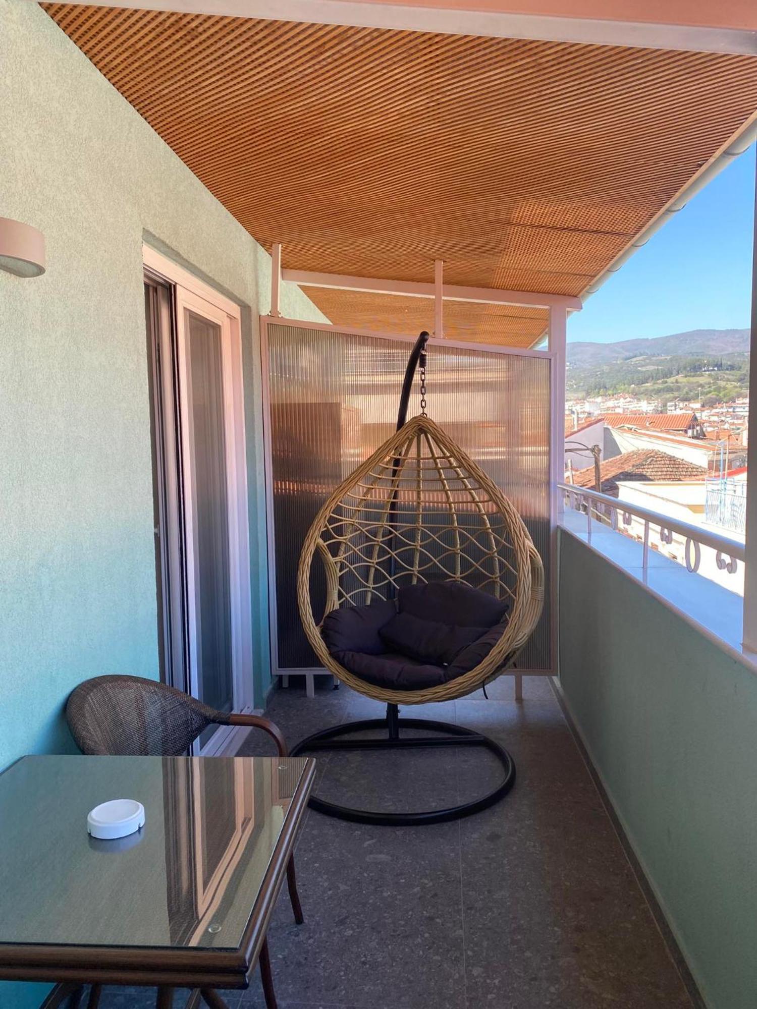 Le Bijou Luxury Rooms & Suites Veria  Bagian luar foto