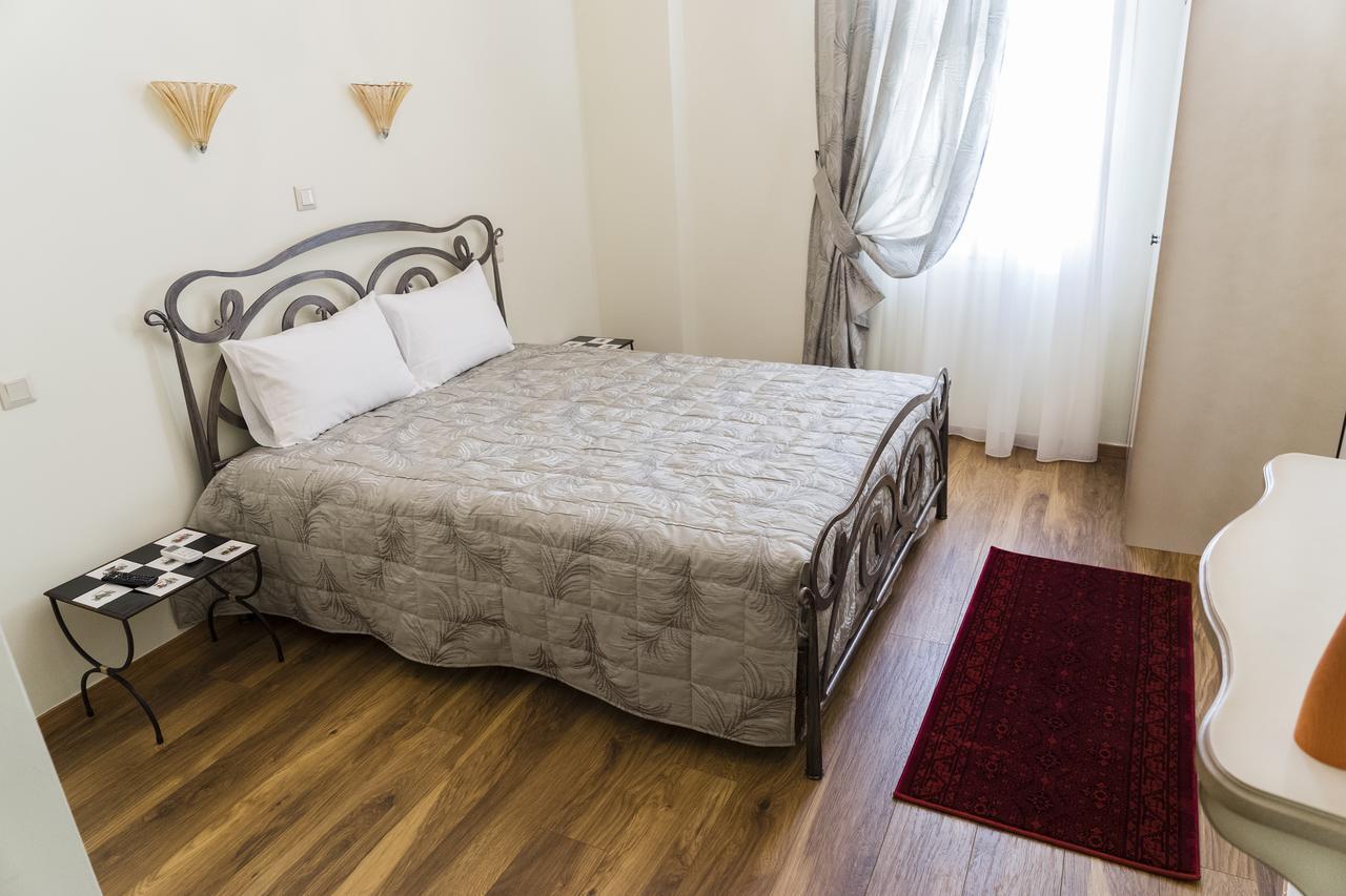 Le Bijou Luxury Rooms & Suites Veria  Bagian luar foto