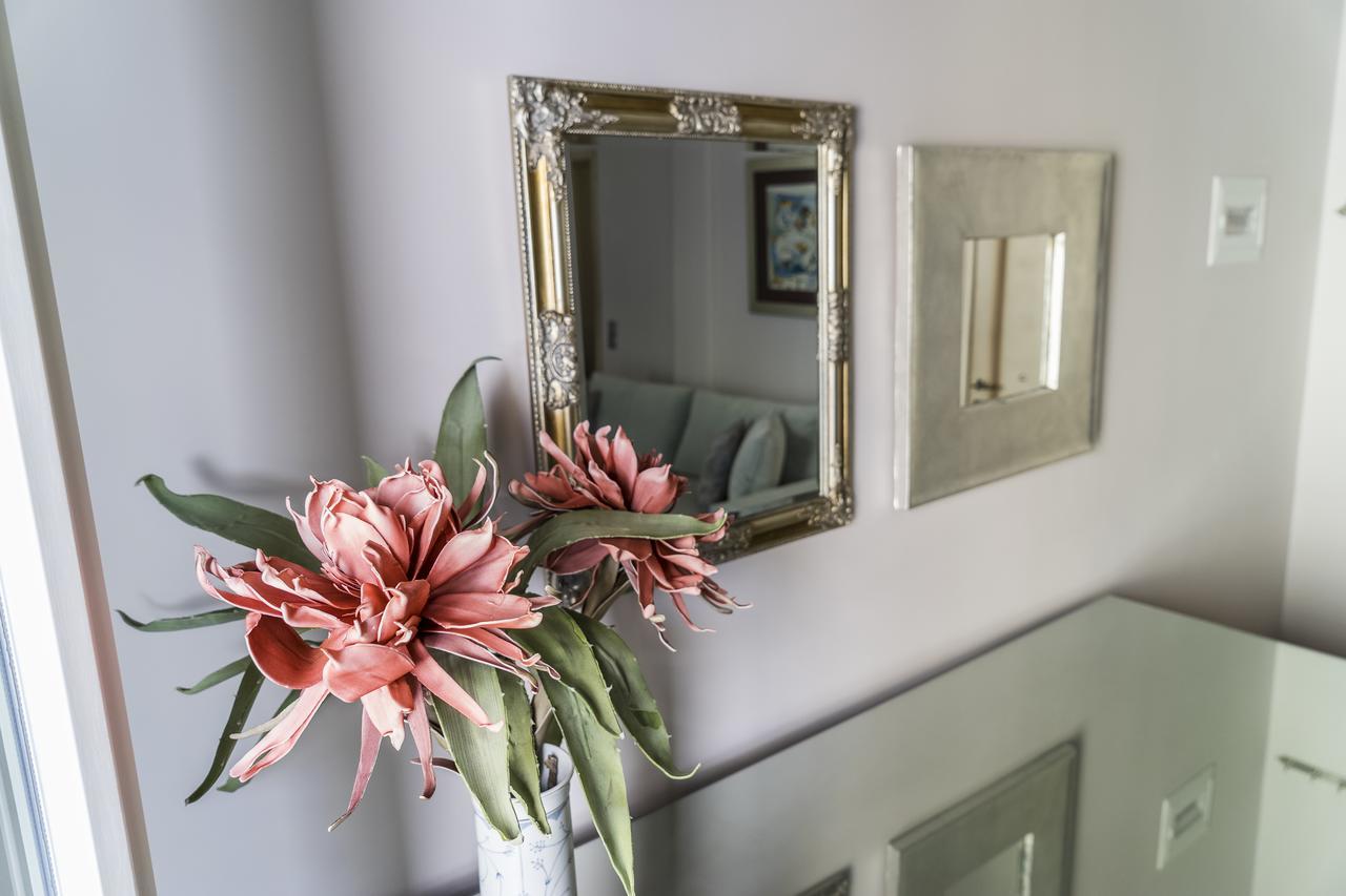 Le Bijou Luxury Rooms & Suites Veria  Bagian luar foto